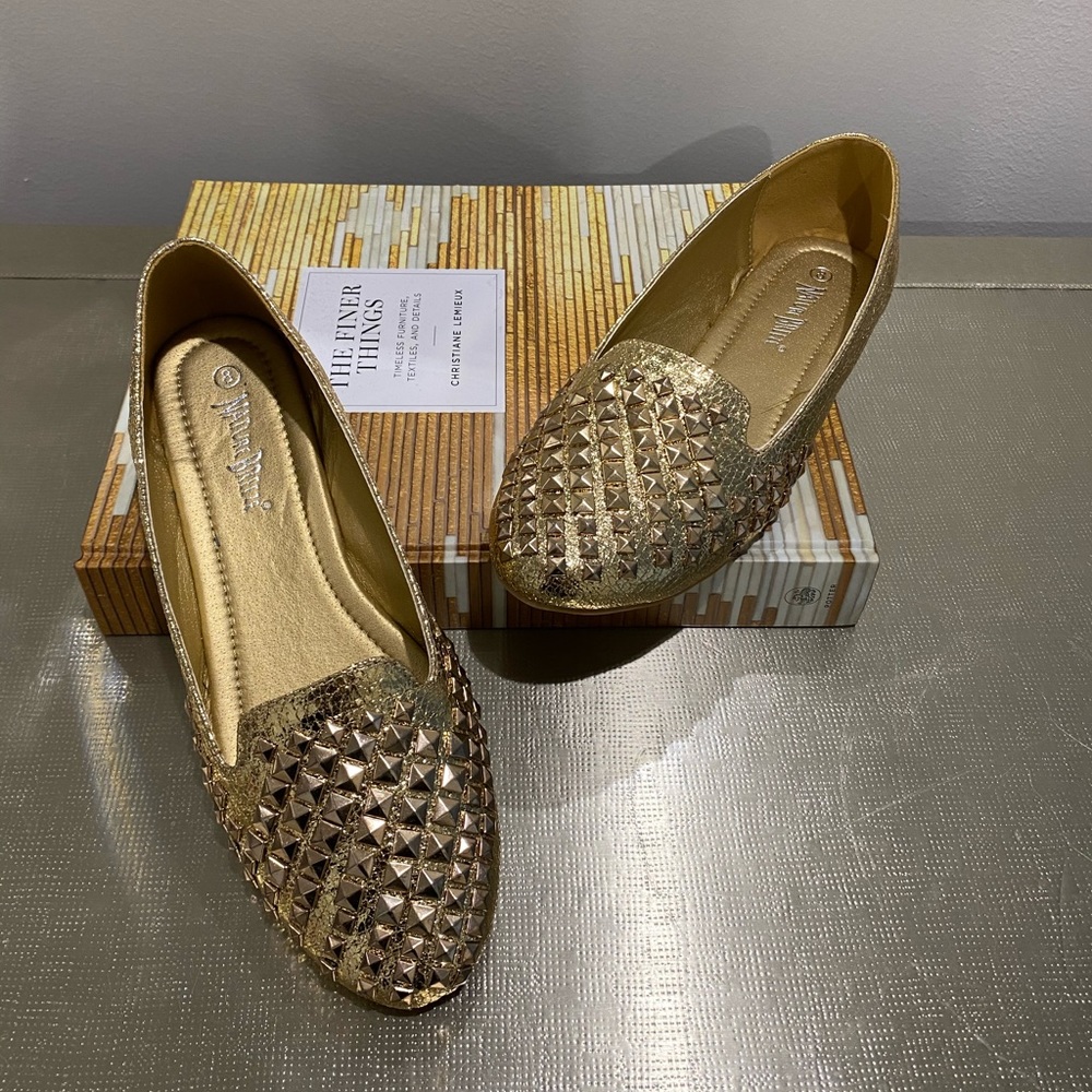 Nature Breeze Gold Metallic Studded Flats